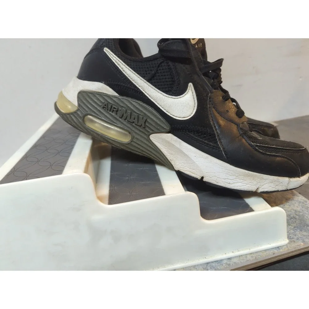 Nike Sneakers Mens 9.5 Black Air Max Excee Low Top Running AH8050-002
